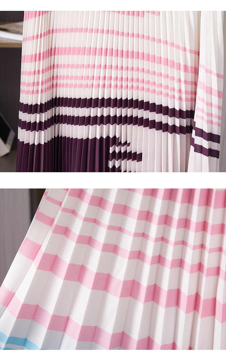 Pleated Skirt Set Image 2