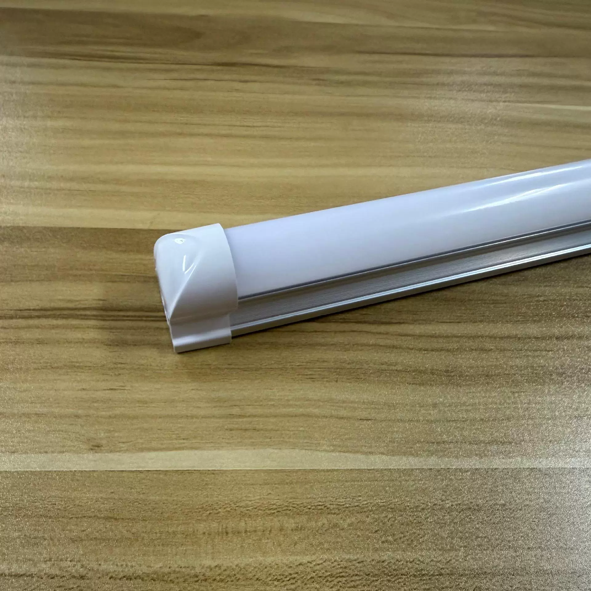 T8一体化LED支架灯日光铝塑长条灯可串联超亮超市工厂车间灯管