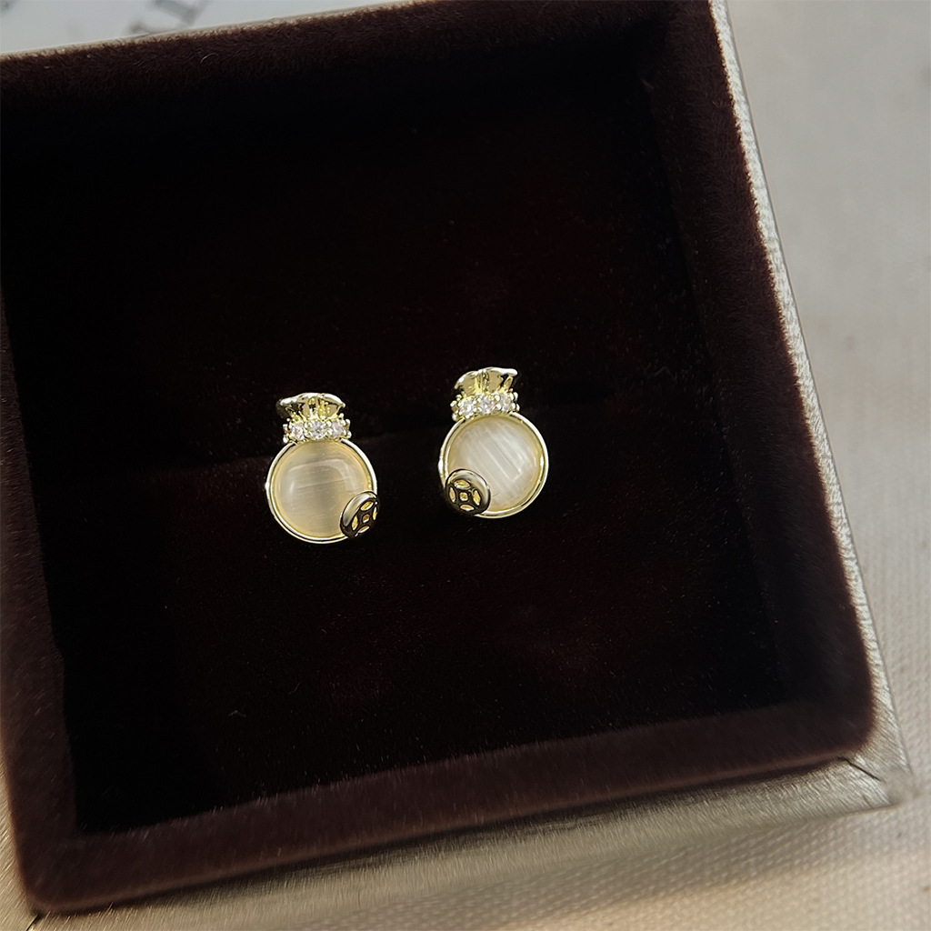 耳语1-恢复的_0000s_0008_组 9 拷贝 2.jp