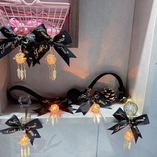 Sex toys Mengwang bell bow nipple nipple anal plug vaginal clip mouth ball night light can illuminate style SM training toy