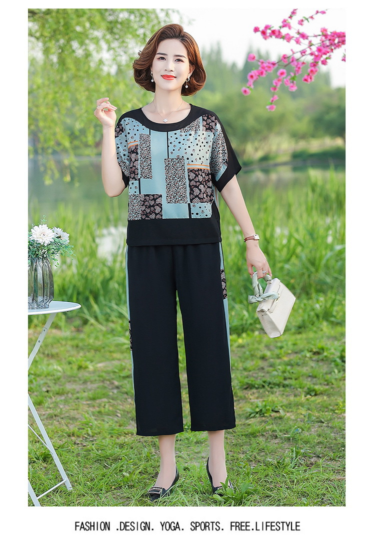 2023 Summer new short sleeve middle-aged and elderly suit female mother's wear plus size high waist cropped wide leg pants two-piece suit fashion