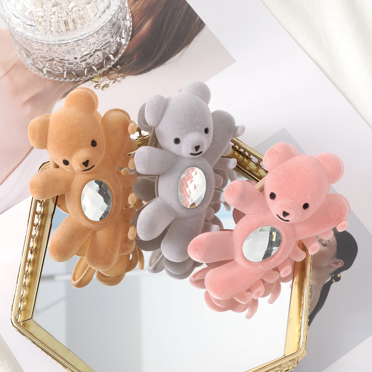 Women's Bear Cute Flocking Hair Claws display picture 4