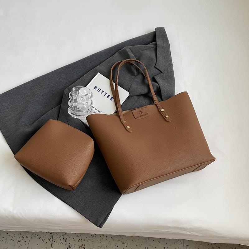 Bolsa de gran capacidad para mujeres 2023 nuevo simple versátil mochila textura casual para niños y madres en clase bolsa de viaje image 7