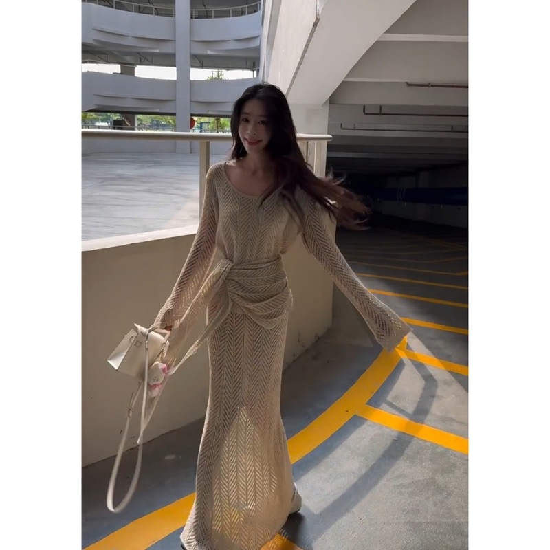 老钱风松弛感贵气穿搭镂空长袖罩衫上衣时尚半身裙套装|undefined