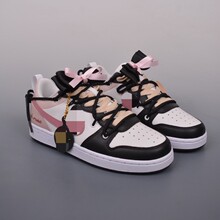 QCourt Borough ͎Ͱٴ͸e\ӰЬ ЬŮ\Ь