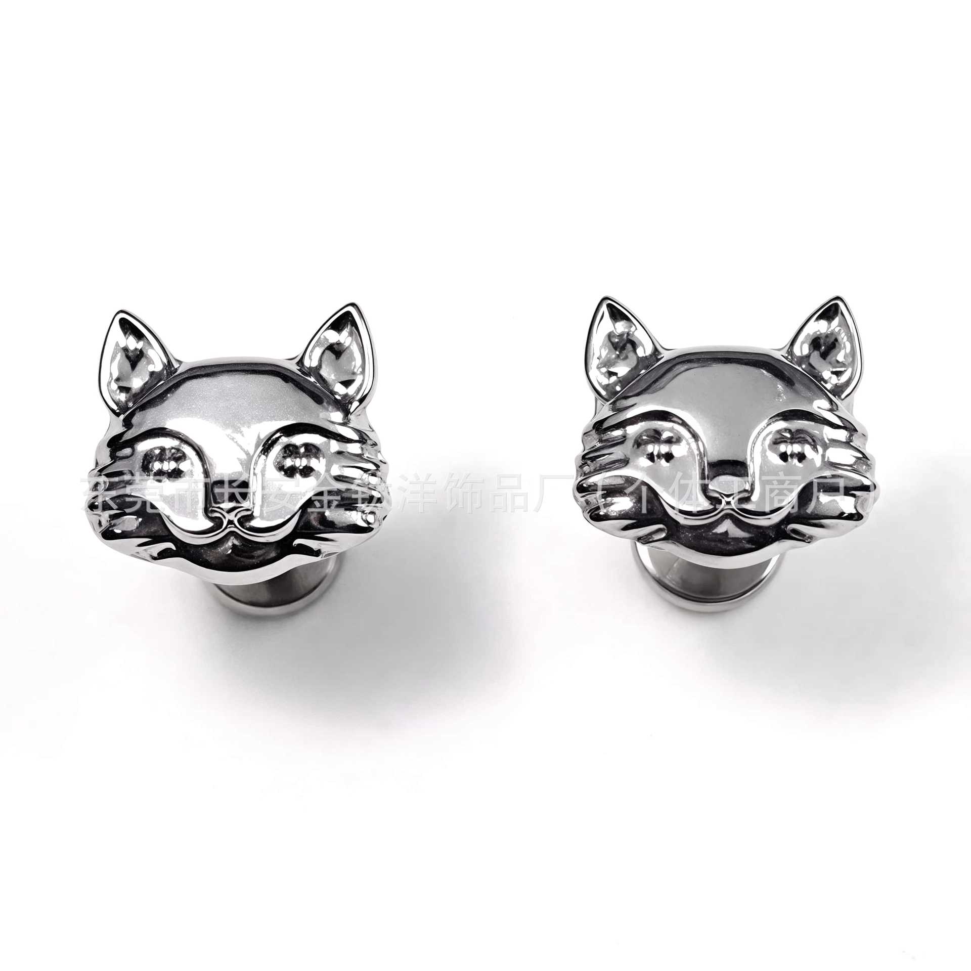 Pointed titanium steel lip stud product view
