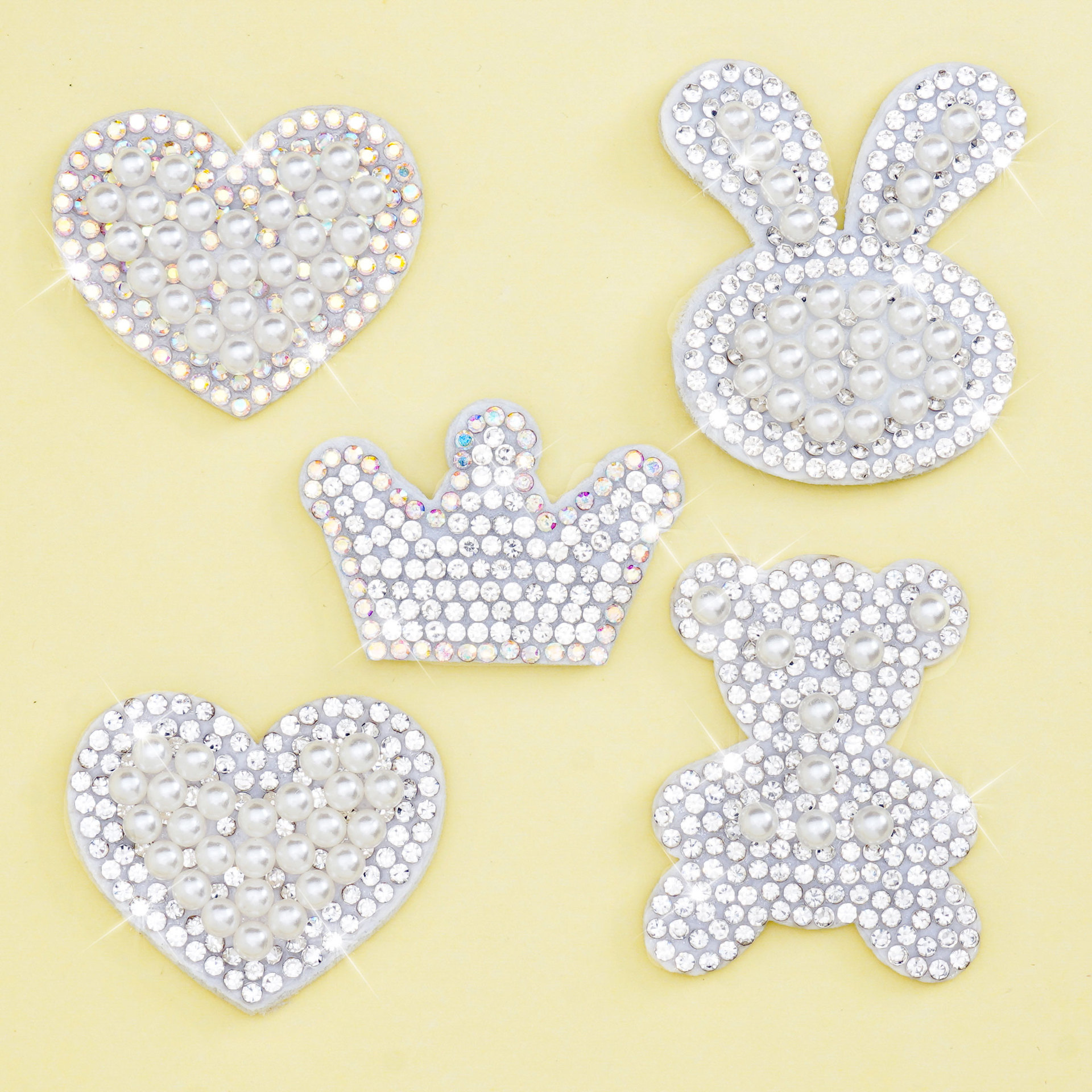 新款小熊皇冠烫钻烫图白色珍珠烫钻贴diy箱包服饰配件水钻贴批发