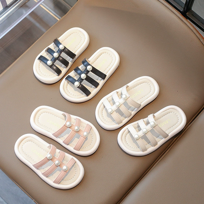 Детские тапочки 2024 Летняя корейская версия для девочек жемчуг в помещении и снаружи носить домашние сандалии тапочки модные детские пляжные туфли