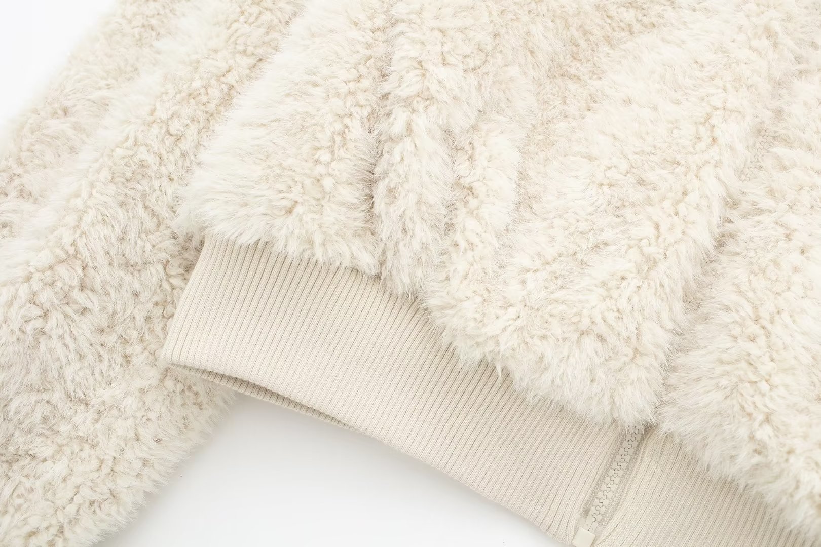 Women's clothing 2023 autumn new artificial fur effect short jacket_voghion.com