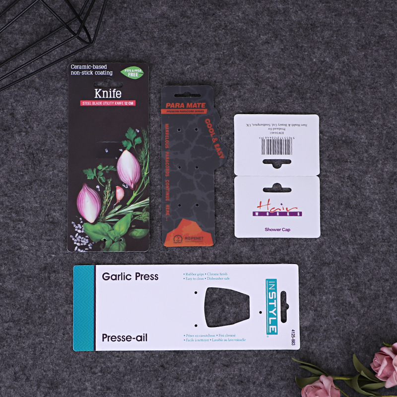 厂家直供彩印服装吊牌 标签PP PVCPET盒子不干胶商标贴纸挂卡