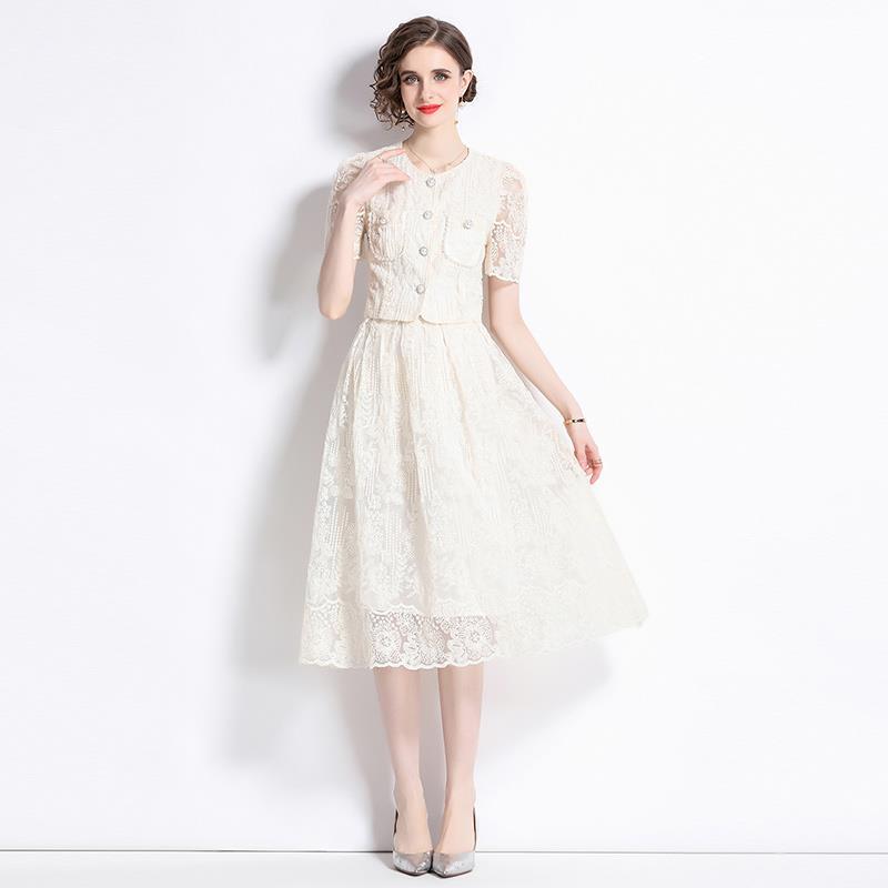 8562 Real Shot Summer New Women's Elegant Fashion Short-sleeved Suit Water-soluble Lace Shirt + Skirt Two-piece Set