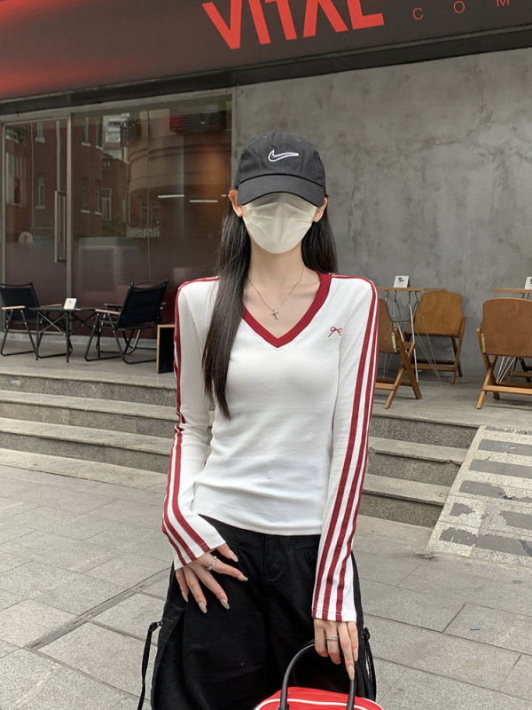 美式V领撞色条纹长袖T恤女2025秋季新款刺绣设计感修身显瘦打底衫|undefined