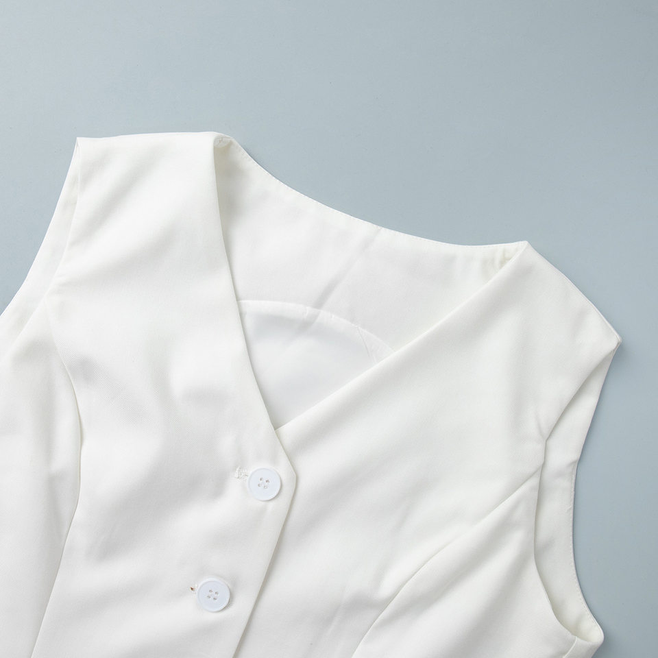 Bộ vest nữ áo gile cổ V cài khuy một hàng kèm quần short ống thẳng — Màu trắng, Màu xám, Màu đen (thêm mới) chi tiết 25