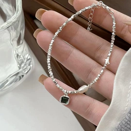 手镯;手链;项链