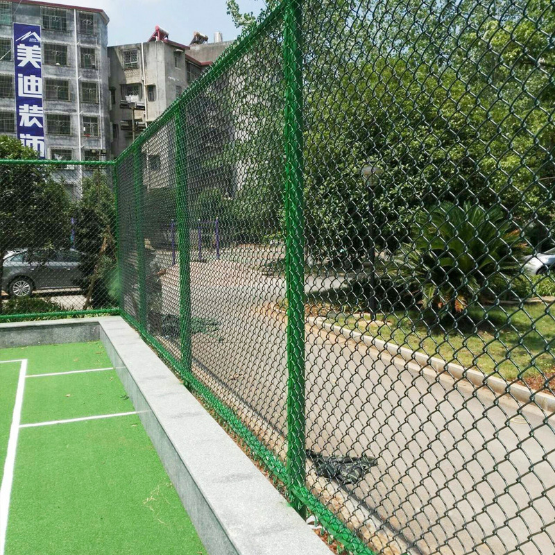 球场围栏厂家批发体育场围网球篮球场勾花网 球场围栏围网