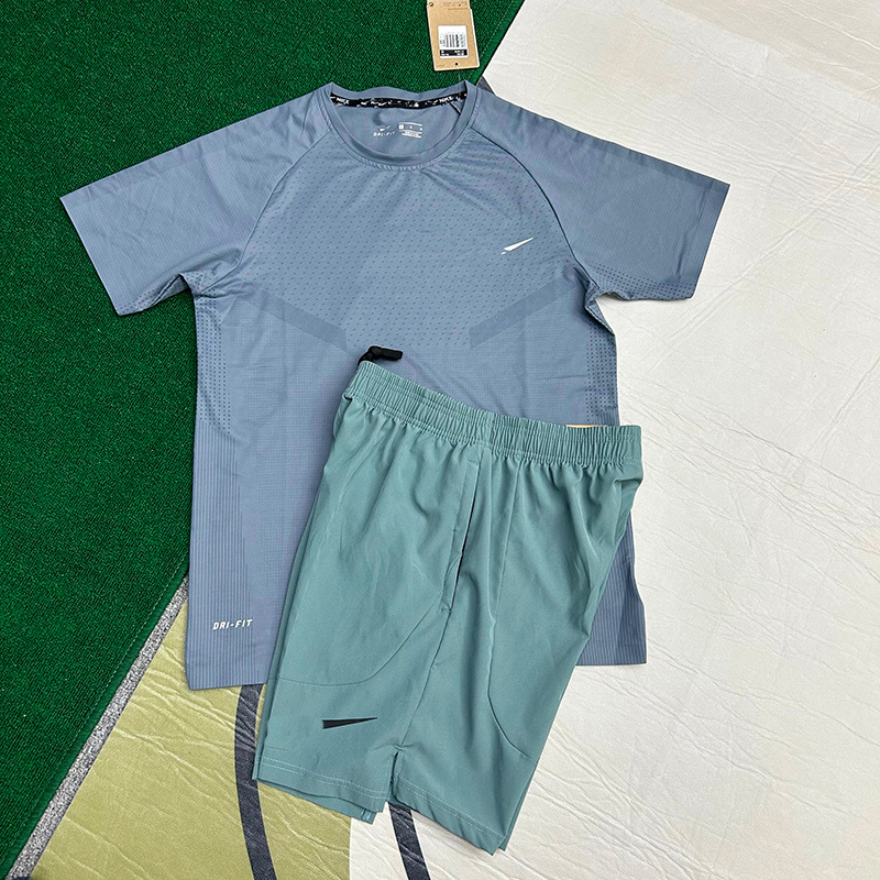T1102 gris + fn3702 verde