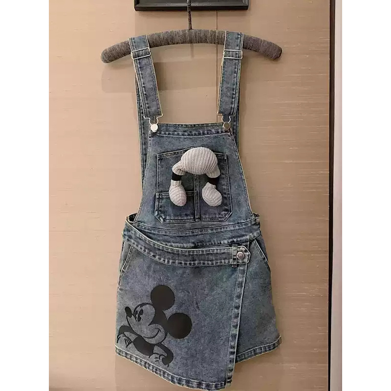 Trendy and Playful Style, Age-Reducing and Cute, Three-Dimensional Decorative Denim Overalls, Irregular Slim-Fit Short Pants for Petite Figures