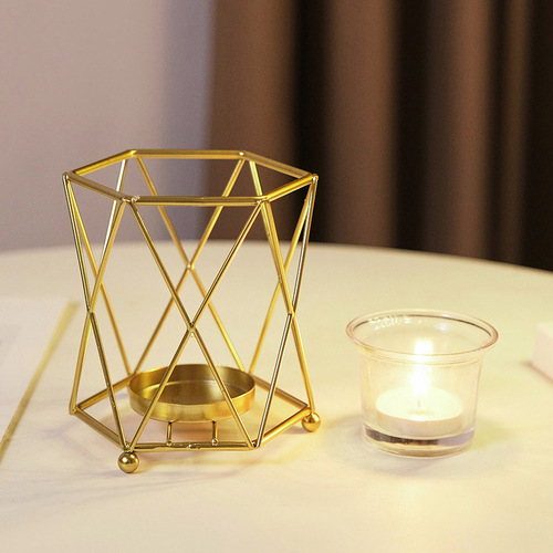 European-style candlesticks, retro candlelight dinner decorations, home living room light luxury decorations, ins style decorations, candle trays