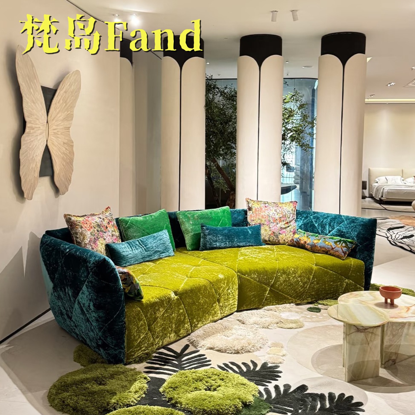 Nordic Mid-Century Old Money Style Curved Corner Ice Flower Fabric Multi-Seat Large Flat Retro Style Green Lotus Sofa