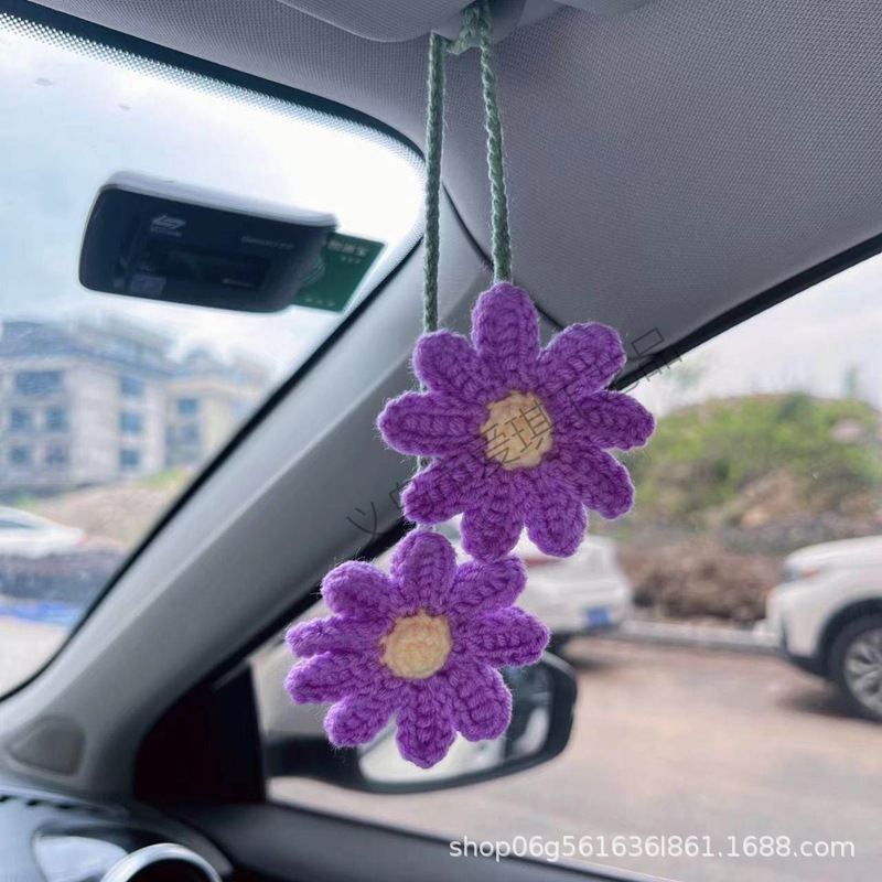 "완성 된 자동차" 보라색 데이지