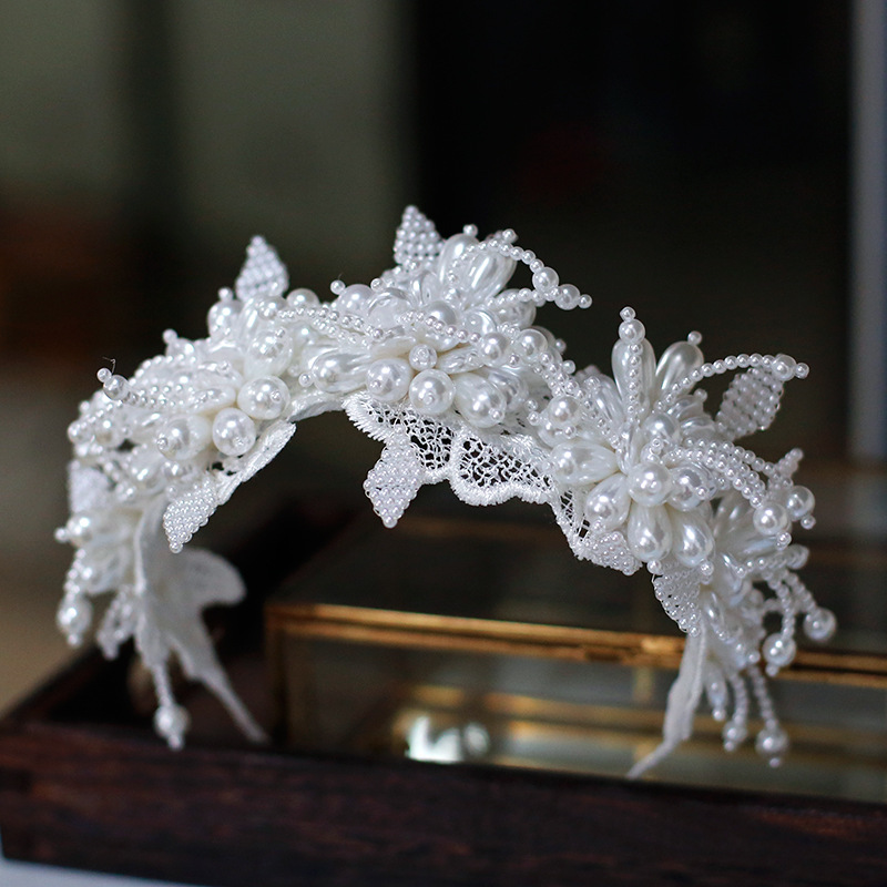 Elegant universal hair accessory for bride handmade pearl