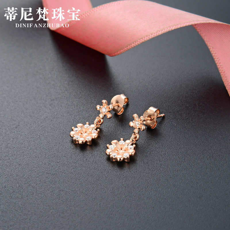 Las mujeres elegantes pendientes de hadas estupendas estilo japonés y coreano s925 pendientes de flores incrustadas de diamantes de plata estilo simple accesorios personalizados