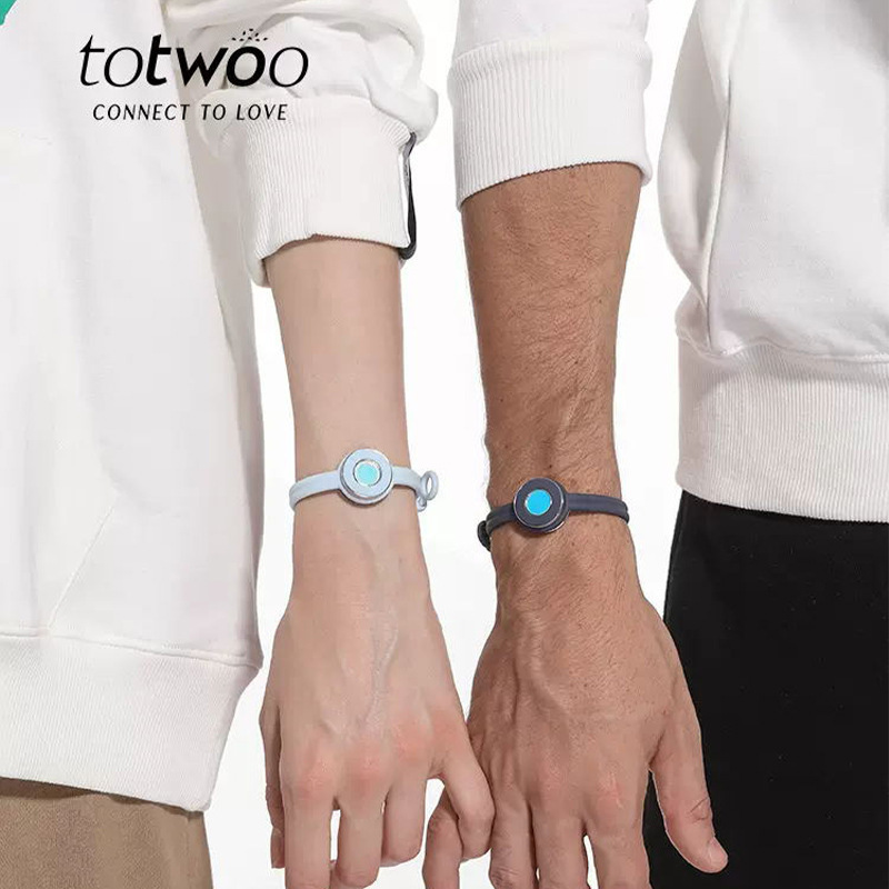 Totwoo Corrugated Sugar Induction Bracelet Vibration Love Love Off-site Love Couple Remote Interactive Lover Gift Totwoo Corrugated Sugar Induction Bracelet Vibration Love Love Off-site Love Couple Remote Interactive Lover Gift
