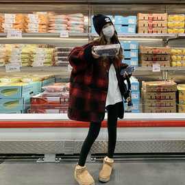 红色格子羊羔毛外套女冬季新款时尚复古宽松气质加绒加厚棉衣