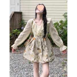 大码女装季胖春长袖拼接感显瘦小众连衣裙收腰新款微设计蓬蓬裙