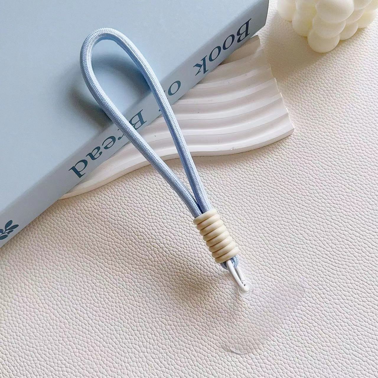 라이트 블루 + 세라믹 화이트