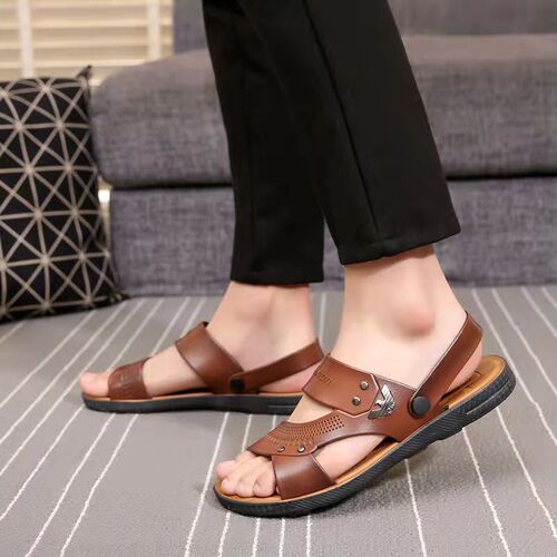 New men's sandals wholesale summer soft-soled non-slip student dual-use sandals for outer wear Korean style beach sandals
