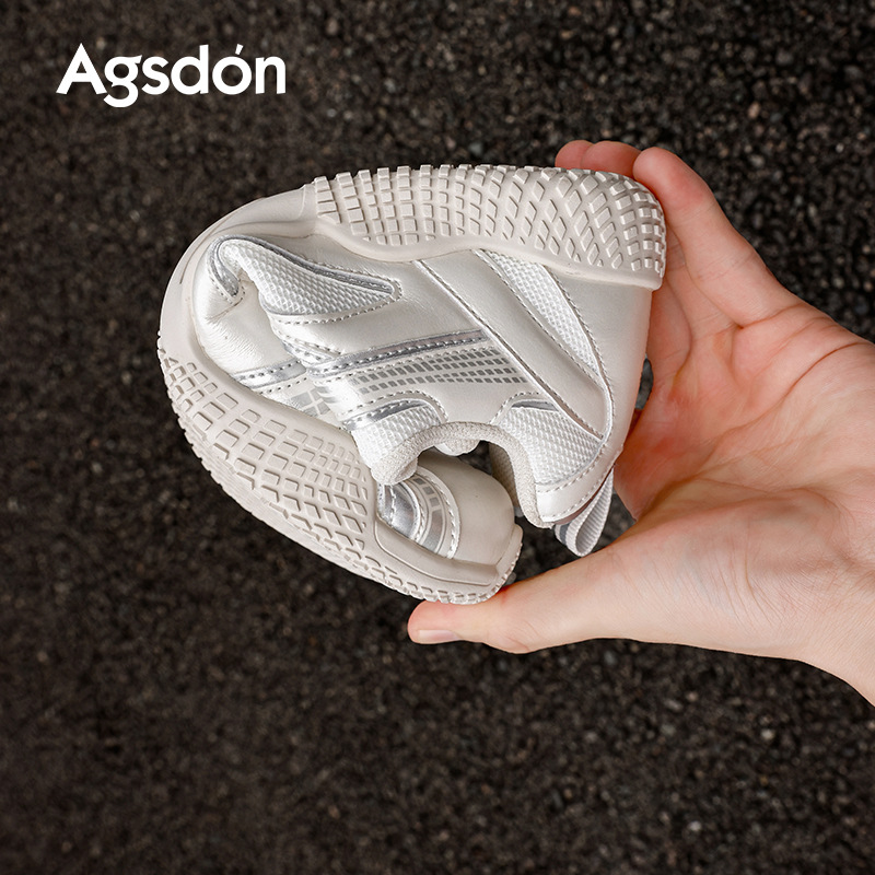 Zapatos de entrenamiento de ballet para mujeres 2025 nuevos zapatos de invierno plateados casuales con suela gruesa y veludo deportivo Gump