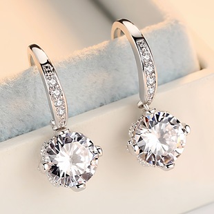 ˇ�A�y���hŮ���n�����|���ˮ�ζ������s�ٴ����Ʒ������h���l