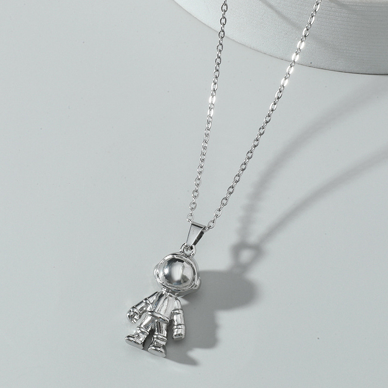 Astronaut Necklace Hip Hop Trend Astronaut Pendant Fashion Personality Clothing Jewelry Accessories