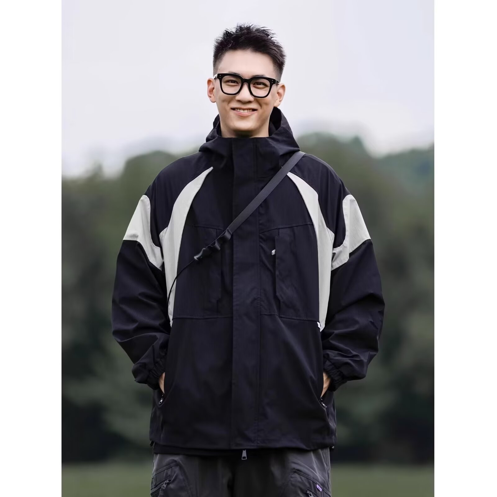新款休闲外套衣服男撞色拼接装饰连帽夹克日系复古宽松百搭夹克男