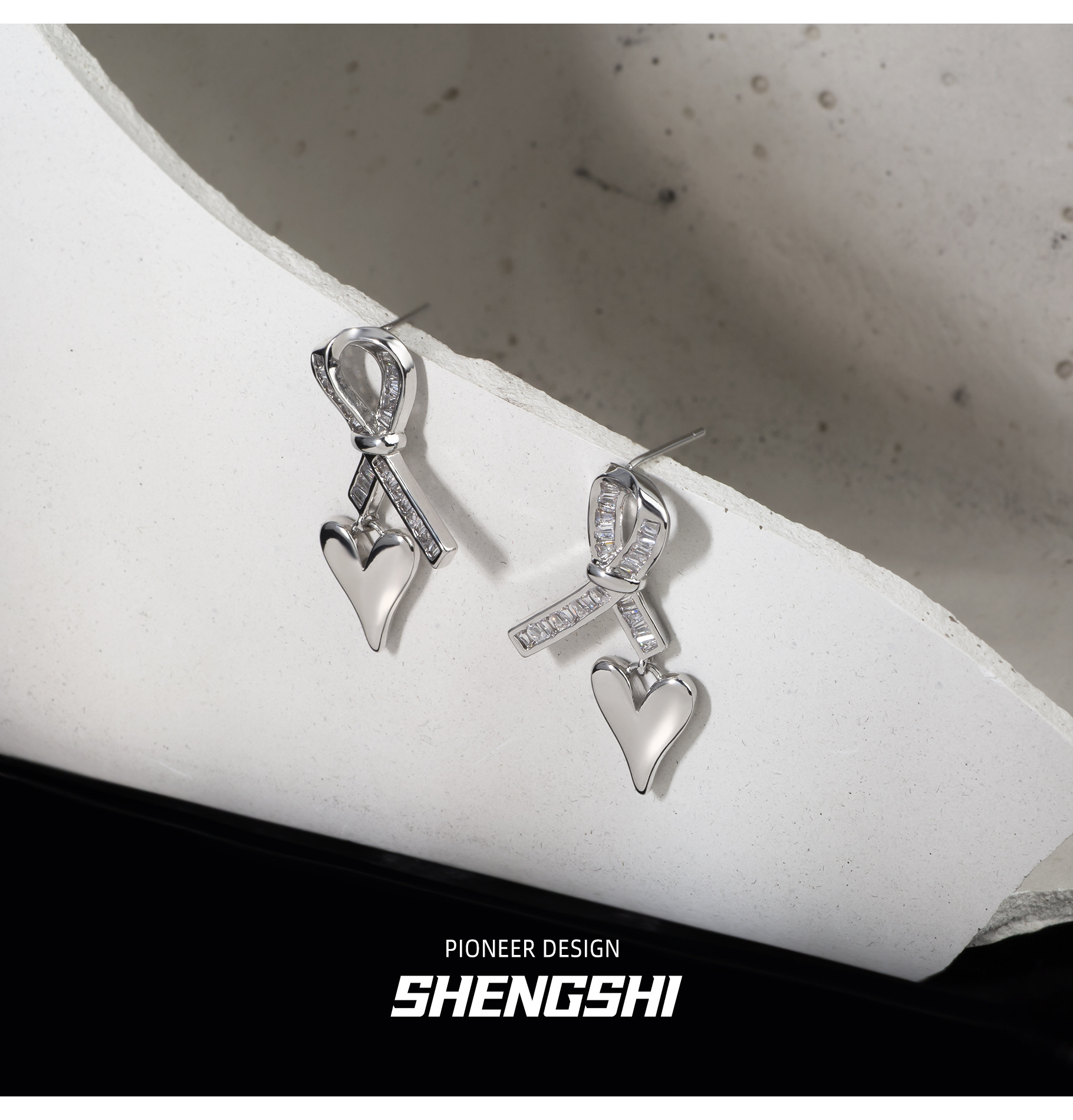 Heart Shape, Bow Knot Pattern 1 Pair Simple Style Commute Heart Shape Bow Knot Inlay Copper Zircon Drop Earrings