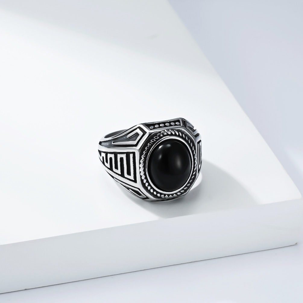 Herren Ring Aus Titanstahl Im Retro Design Mit Schwarzem Stein_voghion.com