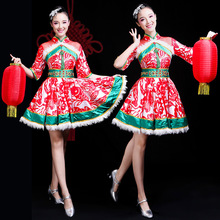 红灯笼舞演出服新款冬季喜庆秧歌服腰鼓现代舞蹈中国风时尚演出服