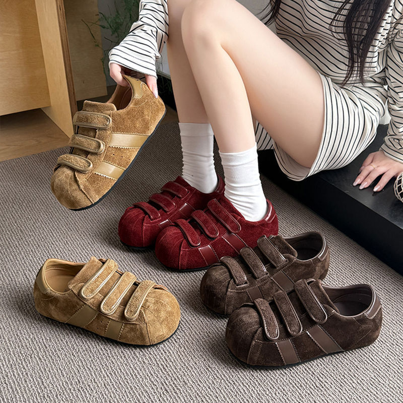 Retro Velcro en la altura de los zapatos de entrenamiento de cabeza grande, feos y lindos, 2025 primavera y otoño nuevos zapatos casuales de moda para mujeres
