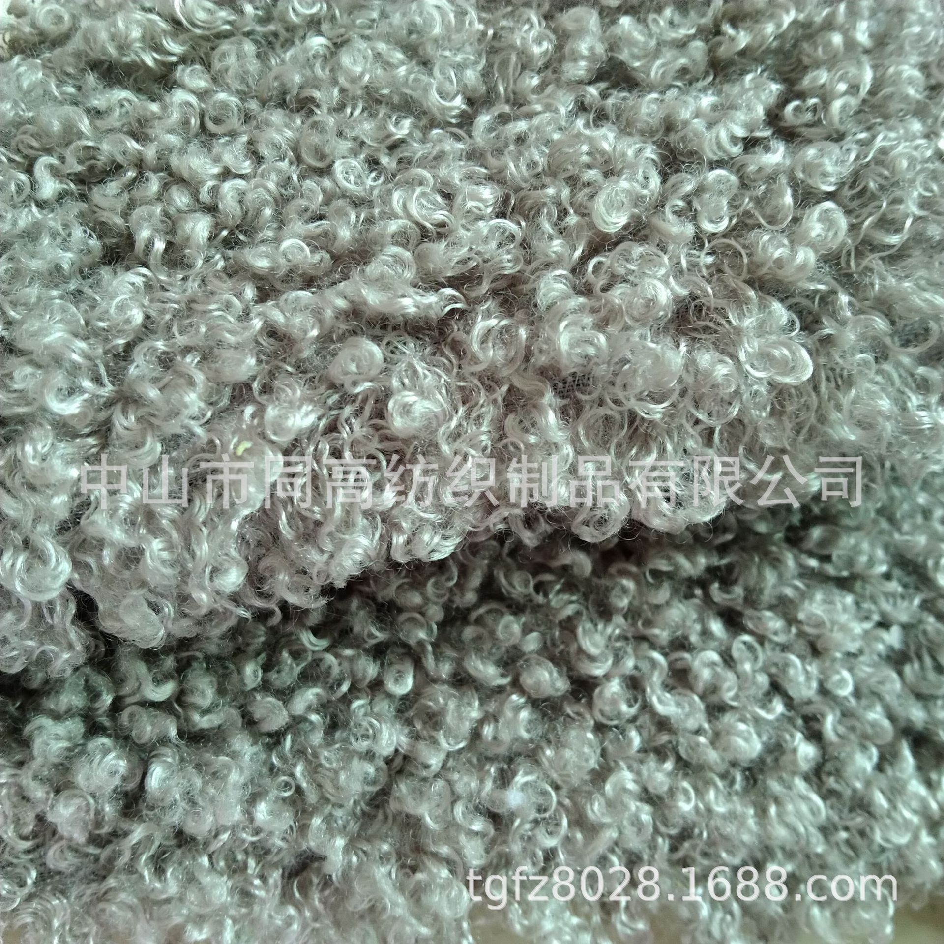 工厂制造价经编卷曲绒布 羊卷绒 纯涤卷卷毛公仔玩具面料