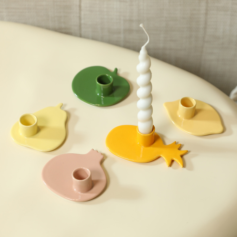 Adornos de candelabros de cerámica minimalista moderno transfronterizo, candelabros creativos para el hogar, artesanías de escritorio, adornos al por mayor