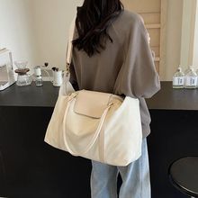 �����������;�����������Ů����p���������Ӿ����������