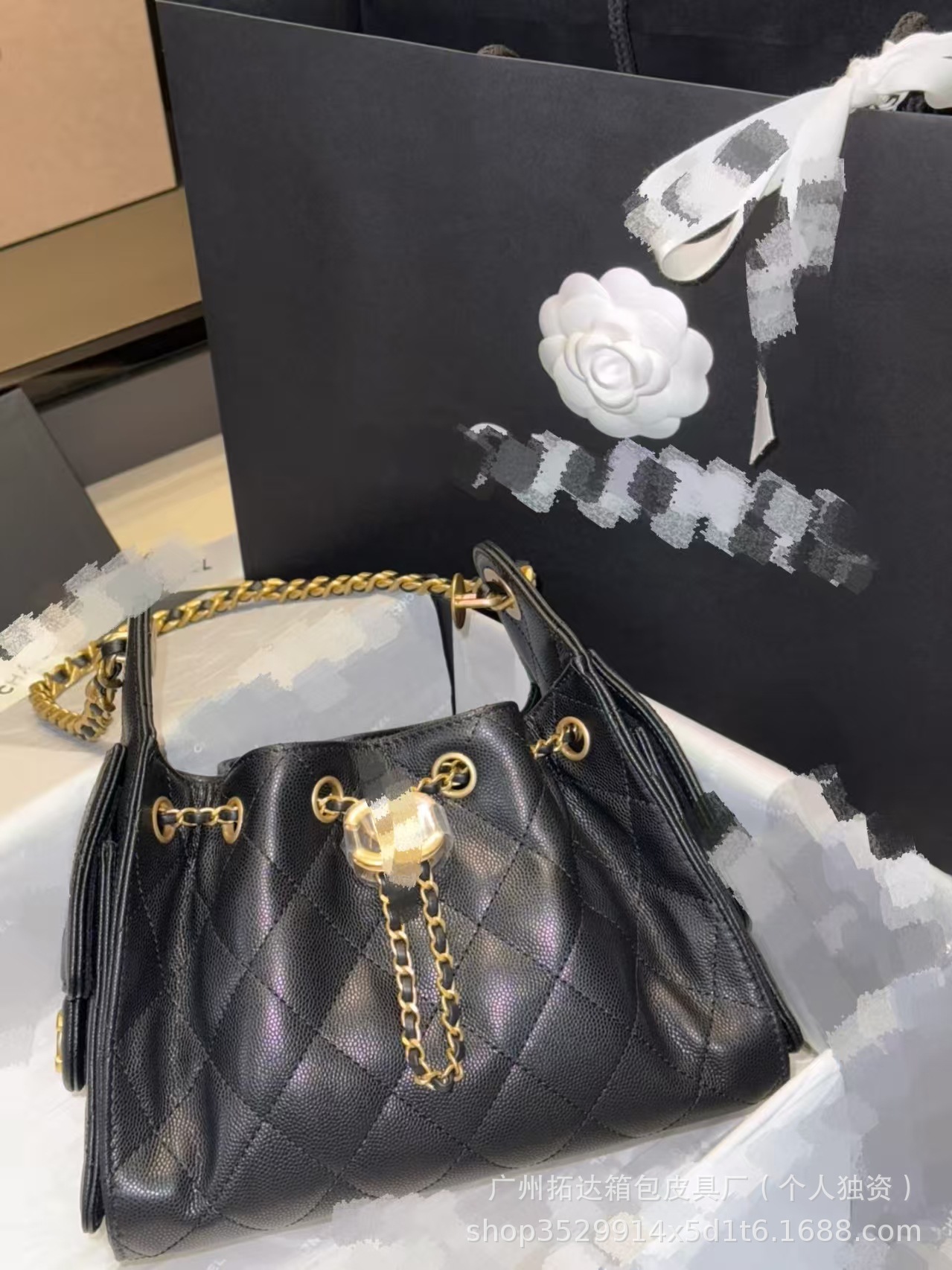 High-End Version of the Chanel-Style 25 Bag Drawstring Bucket Bag for Women, Quilted Chain Genuine Leather Shoulder Underarm Black and Gold Hobo Bag