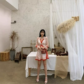 连衣裙;时尚休闲套装;蕾丝衫雪纺衫