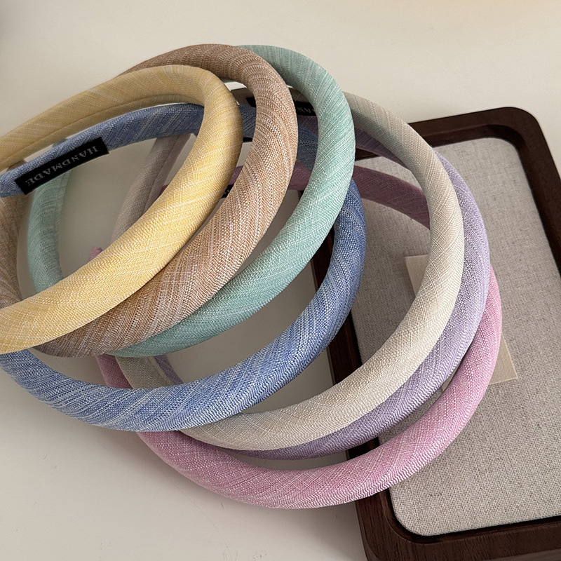 Women's Simple Style Solid Color Cloth Hair Band display picture 6