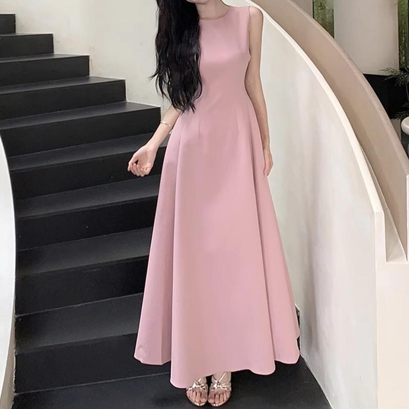 黑色连衣裙子女夏季2025新款法式气质感无袖背心收腰显瘦长裙|undefined