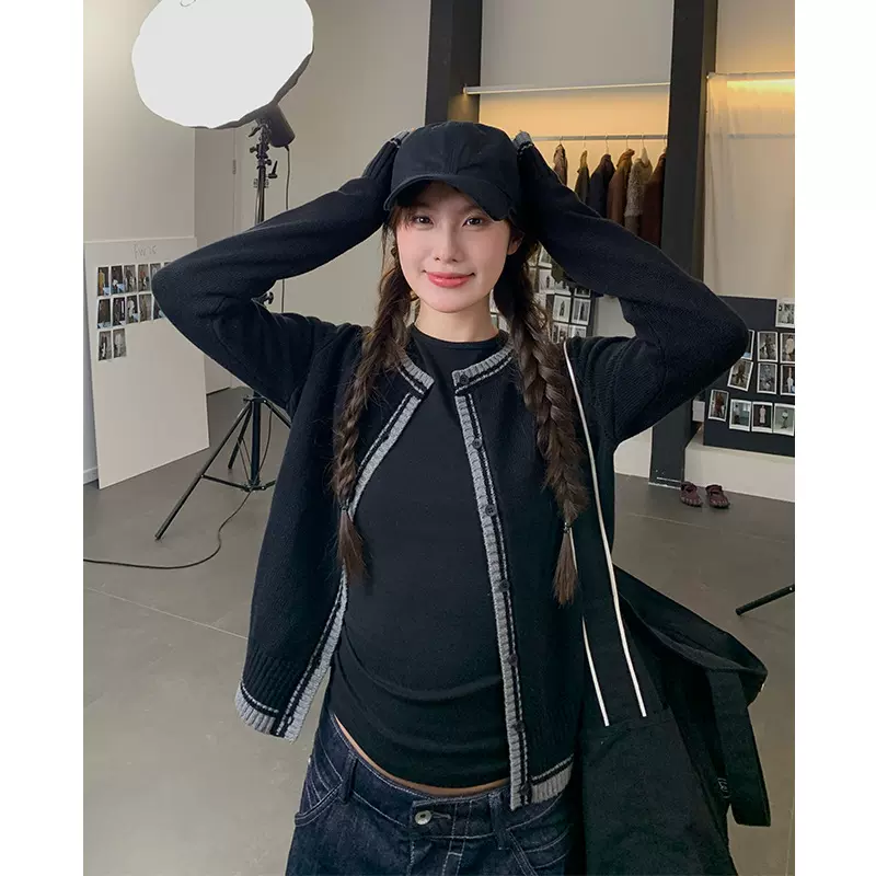 楠涛山羊绒复古双拼撞色针织开衫女秋冬设计感气质圆领长袖上衣