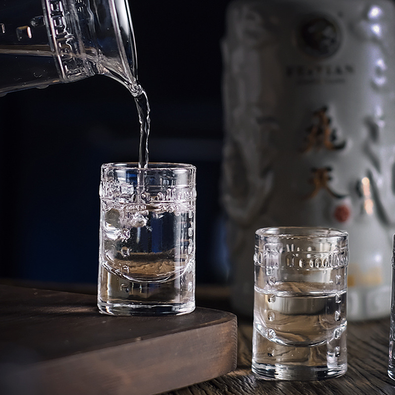 Copa de vino blanco vidrio de cristal de fondo grueso del hogar chino pequeña copa de vino una taza de vino de la dinastía Han de la vendimia juego de vino blanco