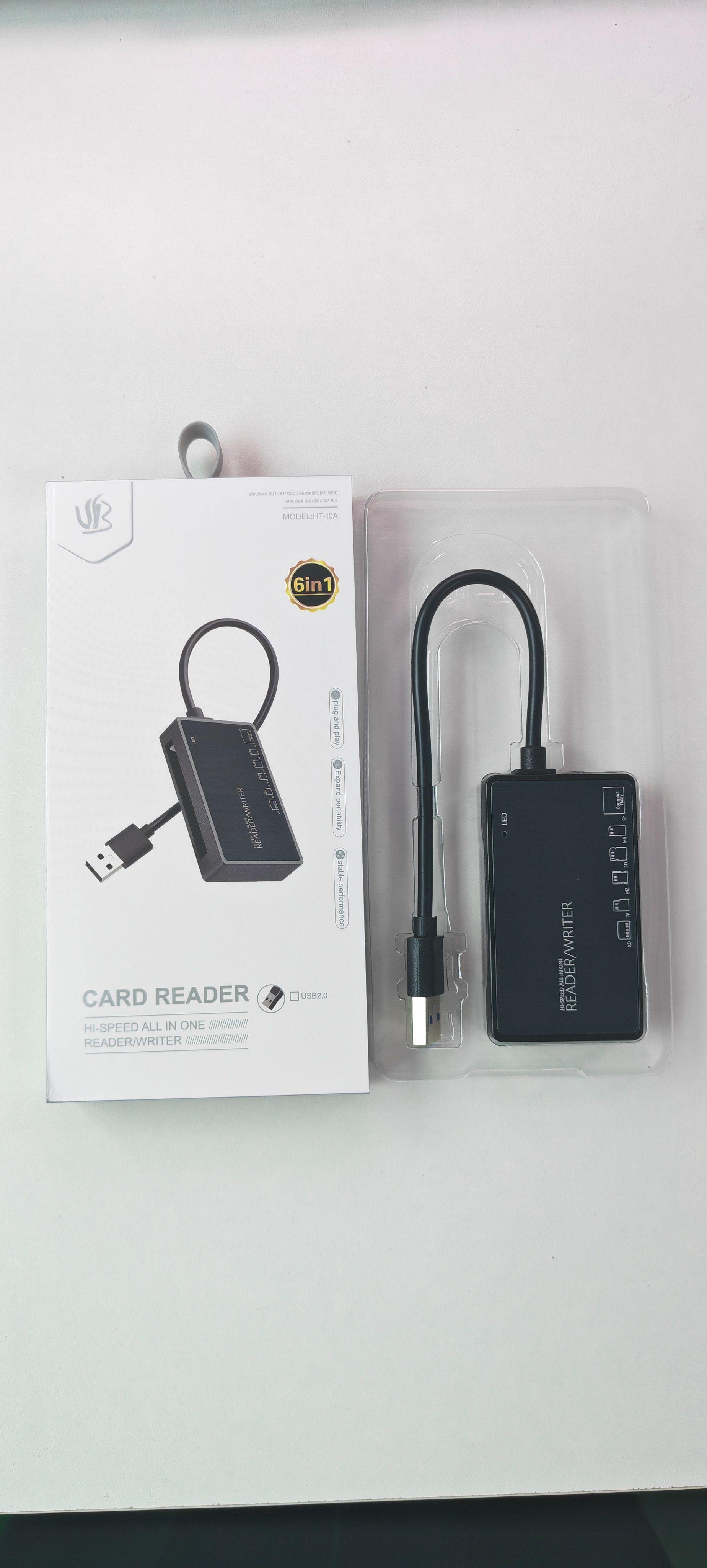 Ventas de la fábrica modelo privado lector de tarjetas USB2.0 HDHC teléfono móvil tarjeta de memoria de alta velocidad caja de contraseña seis en uno lector de tarjetas CF