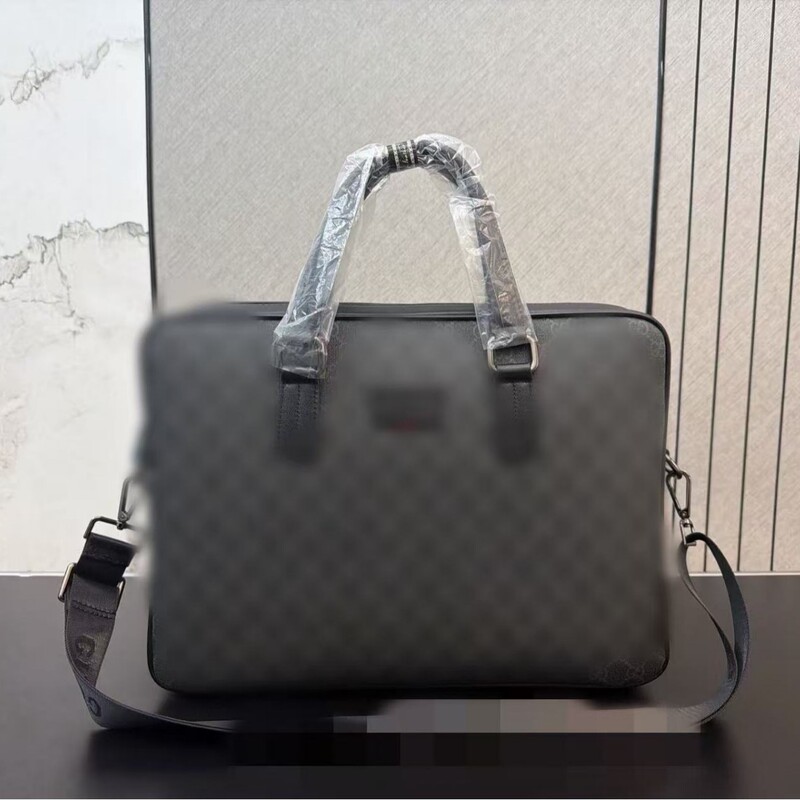 Gucci Manufacturer's New Men's Handbag, First-Layer Cowhide Men's Shoulder Bag, Large-Capacity Men's Briefcase Gucci Manufacturer's New Men's Handbag, First-Layer Cowhide Men's Shoulder Bag, Large-Capacity Men's Briefcase